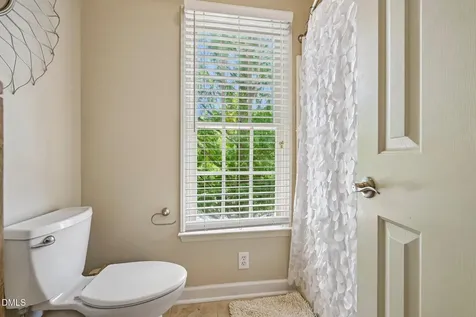 504 Kingswood Drive Cary NC 27513