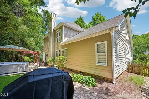504 Kingswood Drive Cary NC 27513