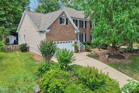 504 Kingswood Drive Cary NC 27513