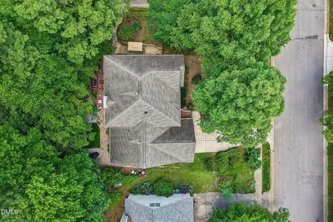504 Kingswood Drive Cary NC 27513