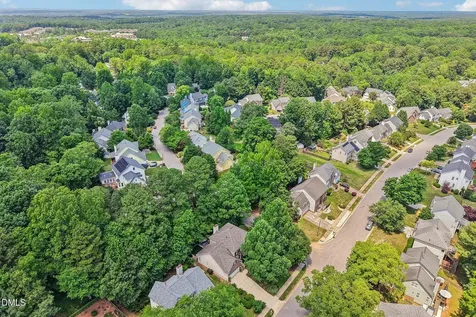 504 Kingswood Drive Cary NC 27513