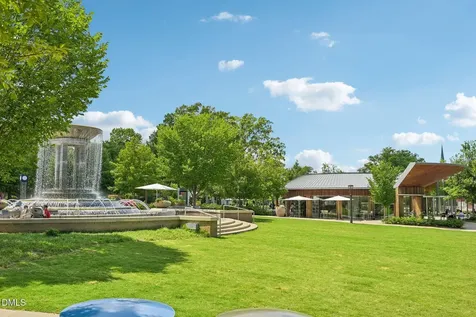 504 Kingswood Drive Cary NC 27513