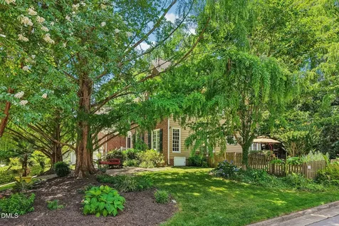 504 Kingswood Drive Cary NC 27513