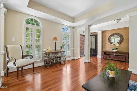 504 Kingswood Drive Cary NC 27513