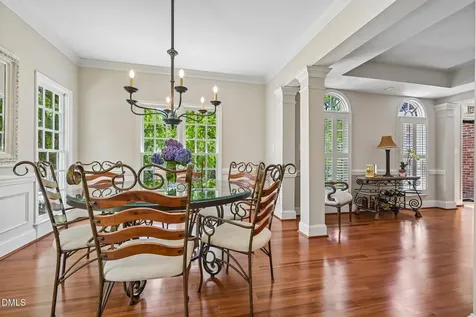504 Kingswood Drive Cary NC 27513