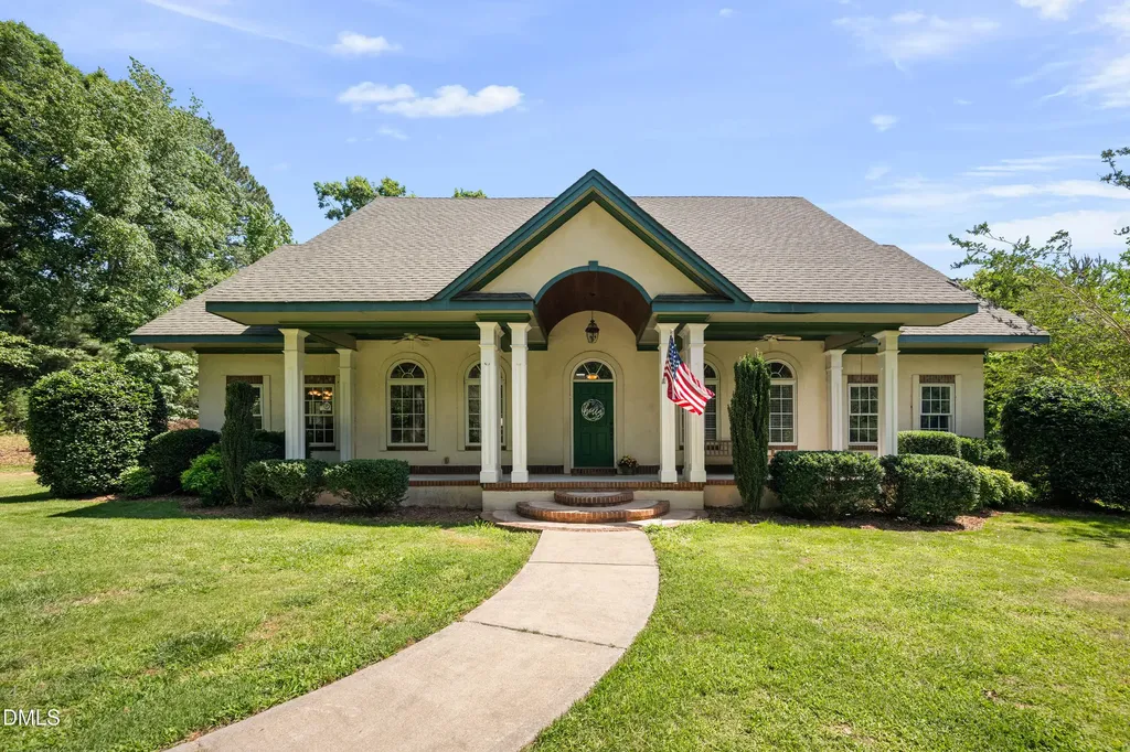 6717 Rolemodel Way Holly Springs NC 27540