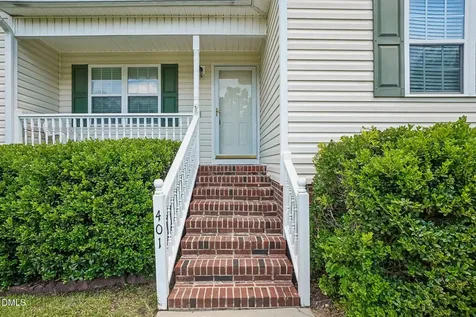 401 Kinsman Court Fuquay Varina NC 27526