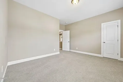8524 Virgils Farm Road Apex NC 27523