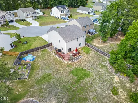 159 Weatherstone Lane Zebulon NC 27597