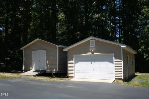 946 Cooke Road Louisburg NC 27549