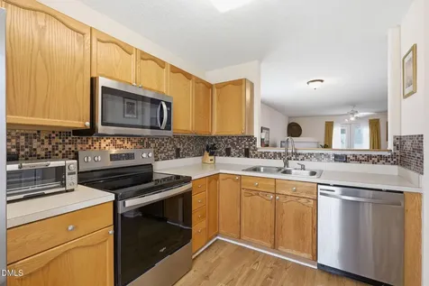 2111 Castle Pines Drive Raleigh NC 27604