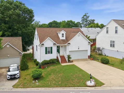 2111 Castle Pines Drive Raleigh NC 27604