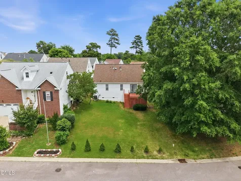 2111 Castle Pines Drive Raleigh NC 27604