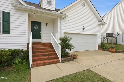 2111 Castle Pines Drive Raleigh NC 27604