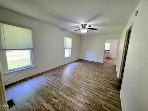 11246 U.s. Hwy 301 S Benson NC 27504