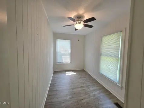 11246 U.s. Hwy 301 S Four Oaks NC 27524