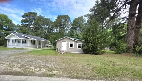 11246 U.s. Hwy 301 S Four Oaks NC 27524