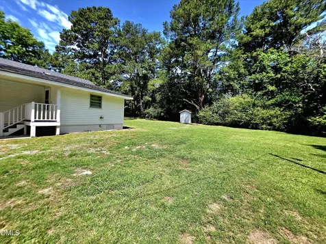 11246 U.s. Hwy 301 S Benson NC 27504
