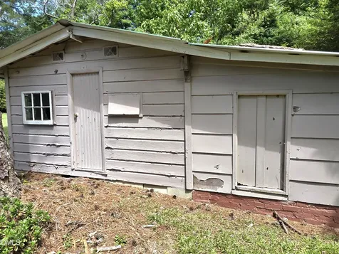 11246 U.s. Hwy 301 S Four Oaks NC 27524