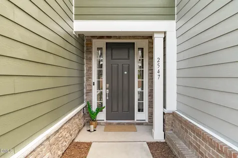 2547 Hutch Lane Apex NC 27523