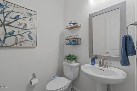 2547 Hutch Lane Apex NC 27523