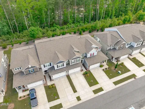 2547 Hutch Lane Apex NC 27523