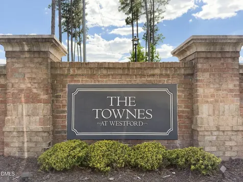 2547 Hutch Lane Apex NC 27523