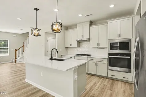8325 Aldous Way Raleigh NC 27616