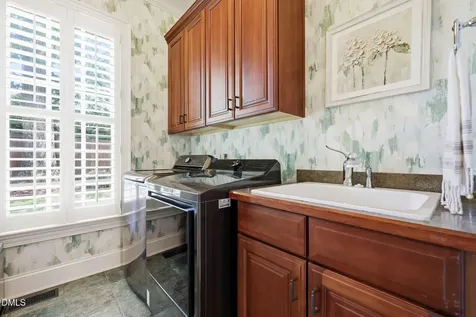5704 Kirkwood Park Drive Raleigh NC 27612