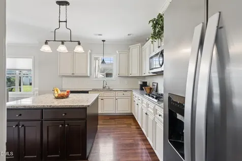 83 Birdo Point Way Garner NC 27529