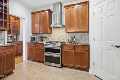 301 Cricketfield Lane Cary NC 27518