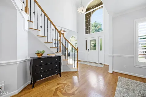 301 Cricketfield Lane Cary NC 27518