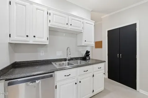 8 Byerly Court Durham NC 27713