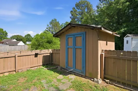 8 Byerly Court Durham NC 27713