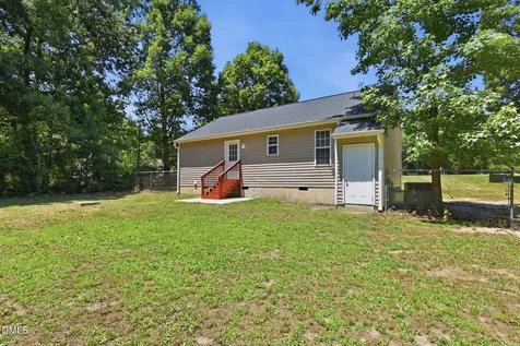 129 Pinto Lane Zebulon NC 27597