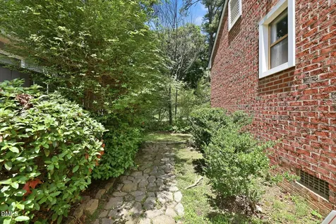 139 Clancy Circle Cary NC 27511
