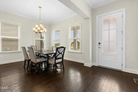 912 Village View Lane Cary NC 27519