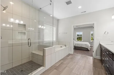 912 Village View Lane Cary NC 27519