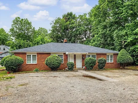 2217 Garden Place Raleigh NC 27607