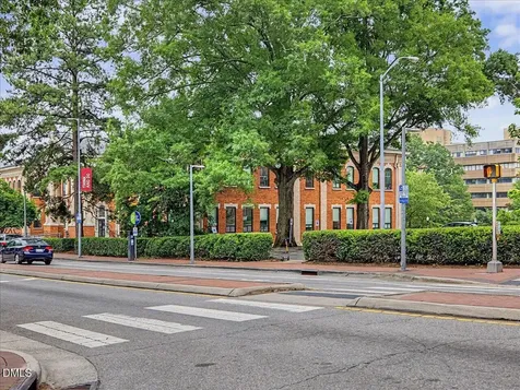 2217 Garden Place Raleigh NC 27607