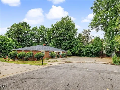 2217 Garden Place Raleigh NC 27607