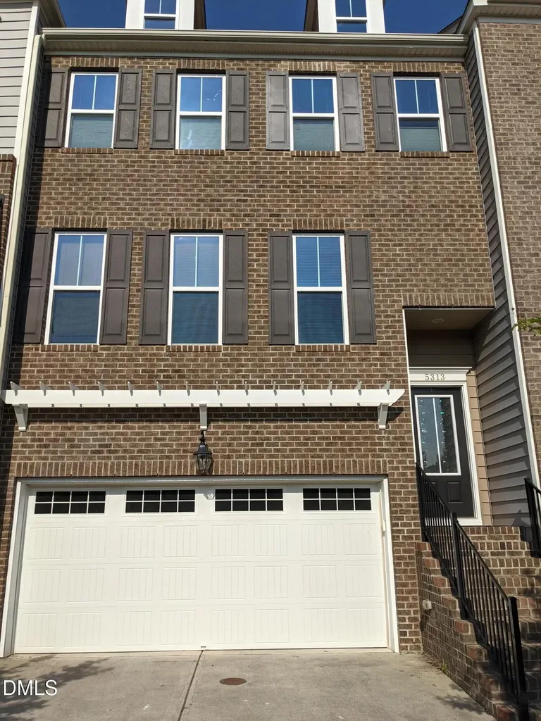 5313 Cambridgeshire Loop Cary NC 27519