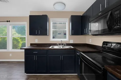 1021 Wood Creek Drive Fayetteville NC 28314