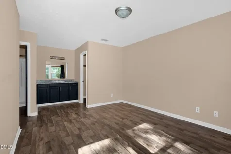 1021 Wood Creek Drive Fayetteville NC 28314