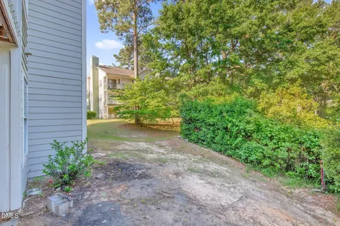 1021 Wood Creek Drive Fayetteville NC 28314