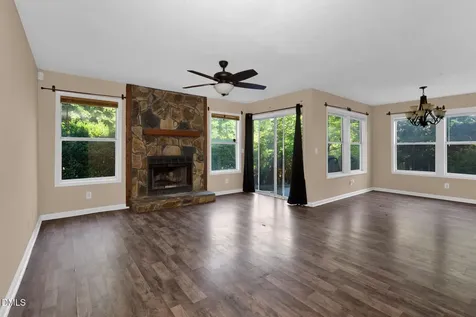 1021 Wood Creek Drive Fayetteville NC 28314