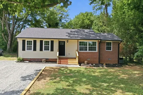 1913 Hilldale Drive Burlington NC 27215
