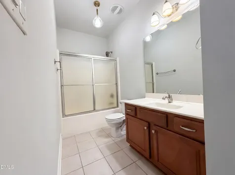 824 Camwheel Drive Hope Mills NC 28348