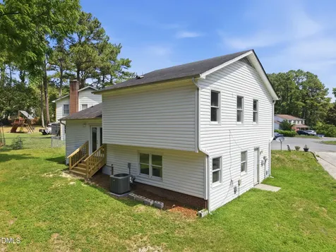 2729 W Talbot Court Raleigh NC 27610