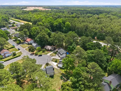 2729 W Talbot Court Raleigh NC 27610